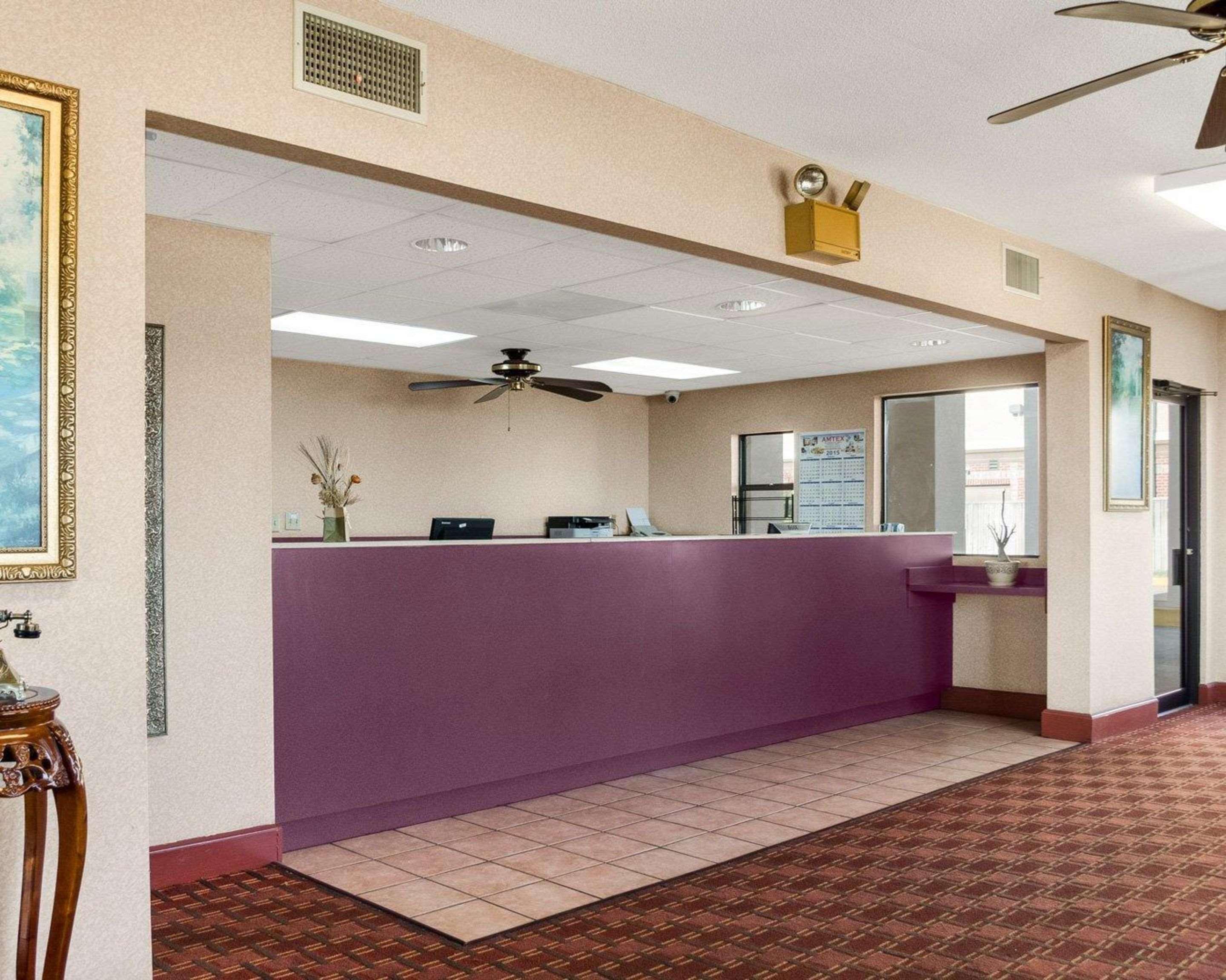 Econo Lodge By Choice Гринвилл Экстерьер фото