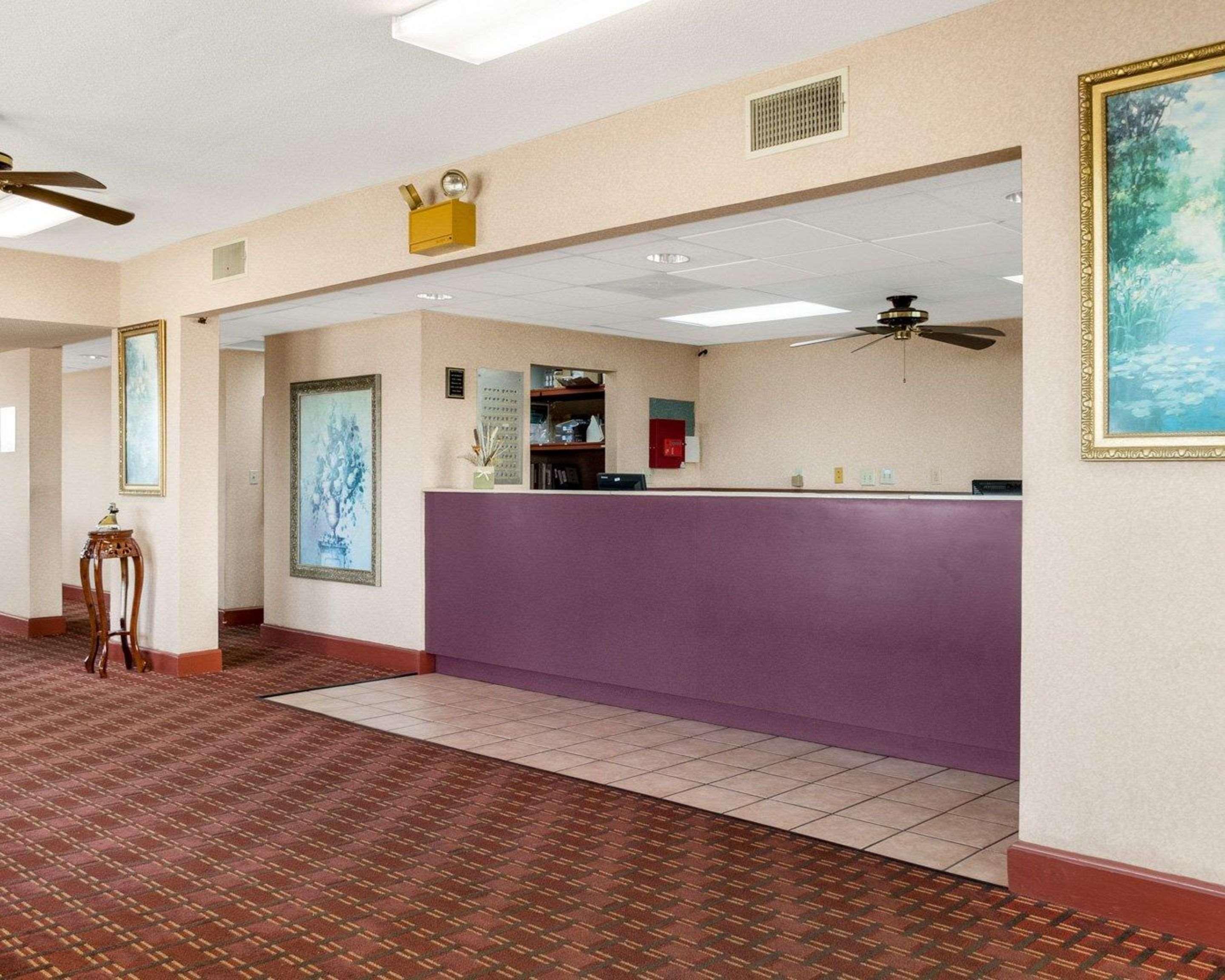 Econo Lodge By Choice Гринвилл Экстерьер фото