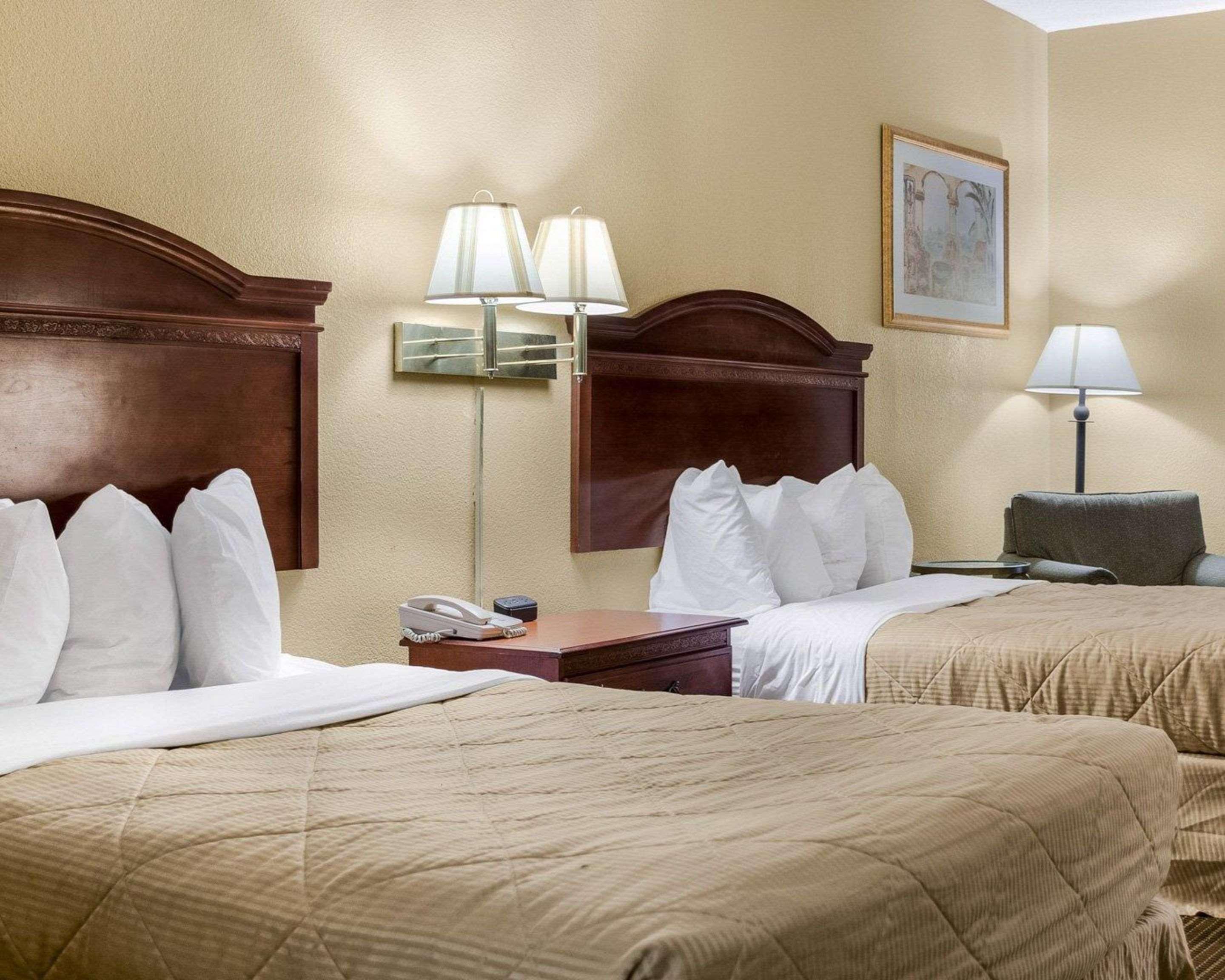 Econo Lodge By Choice Гринвилл Экстерьер фото